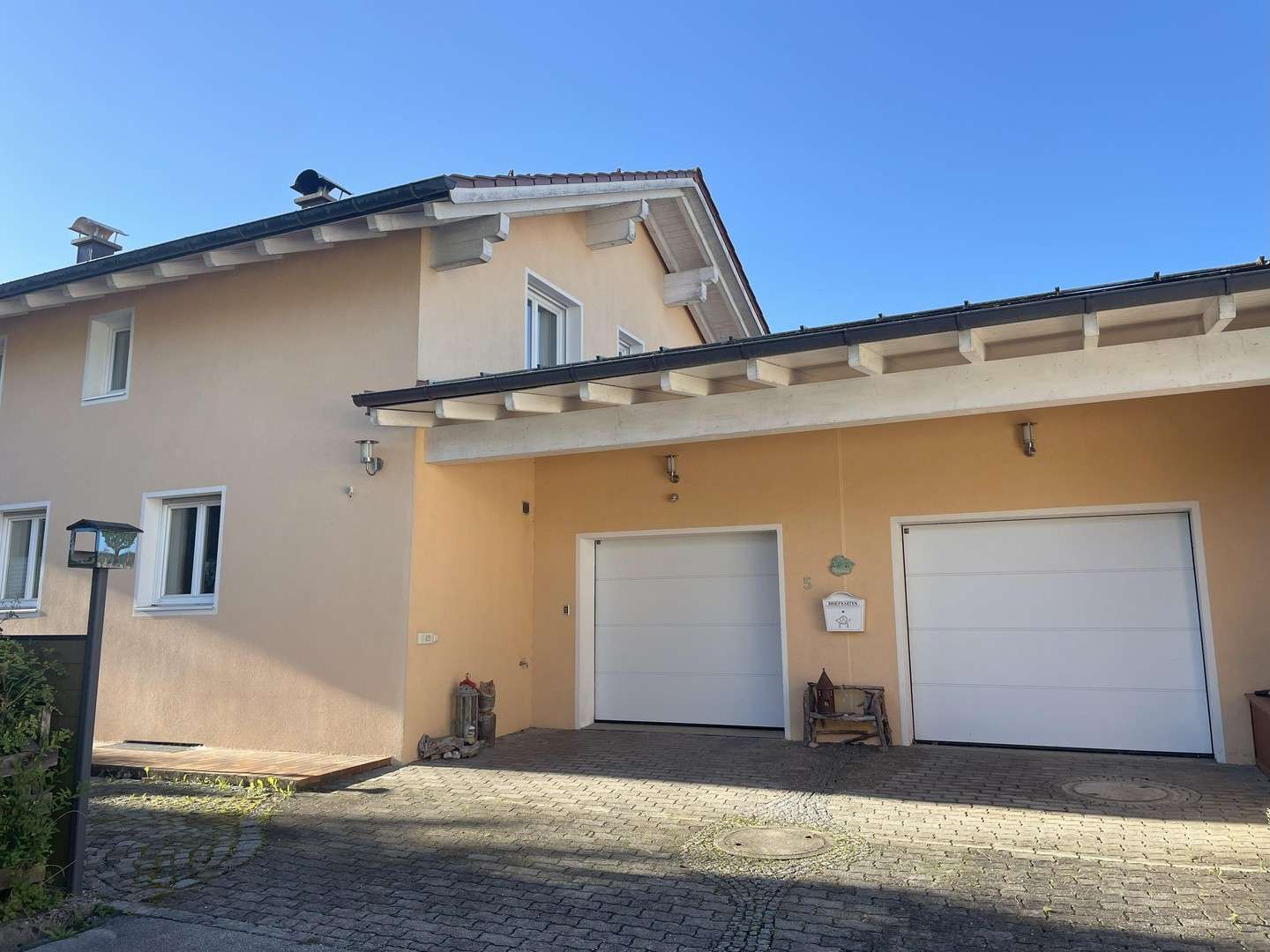 Thumbnail-Haus zum Kaufen in Laufen 929.000,00 € 212 m²