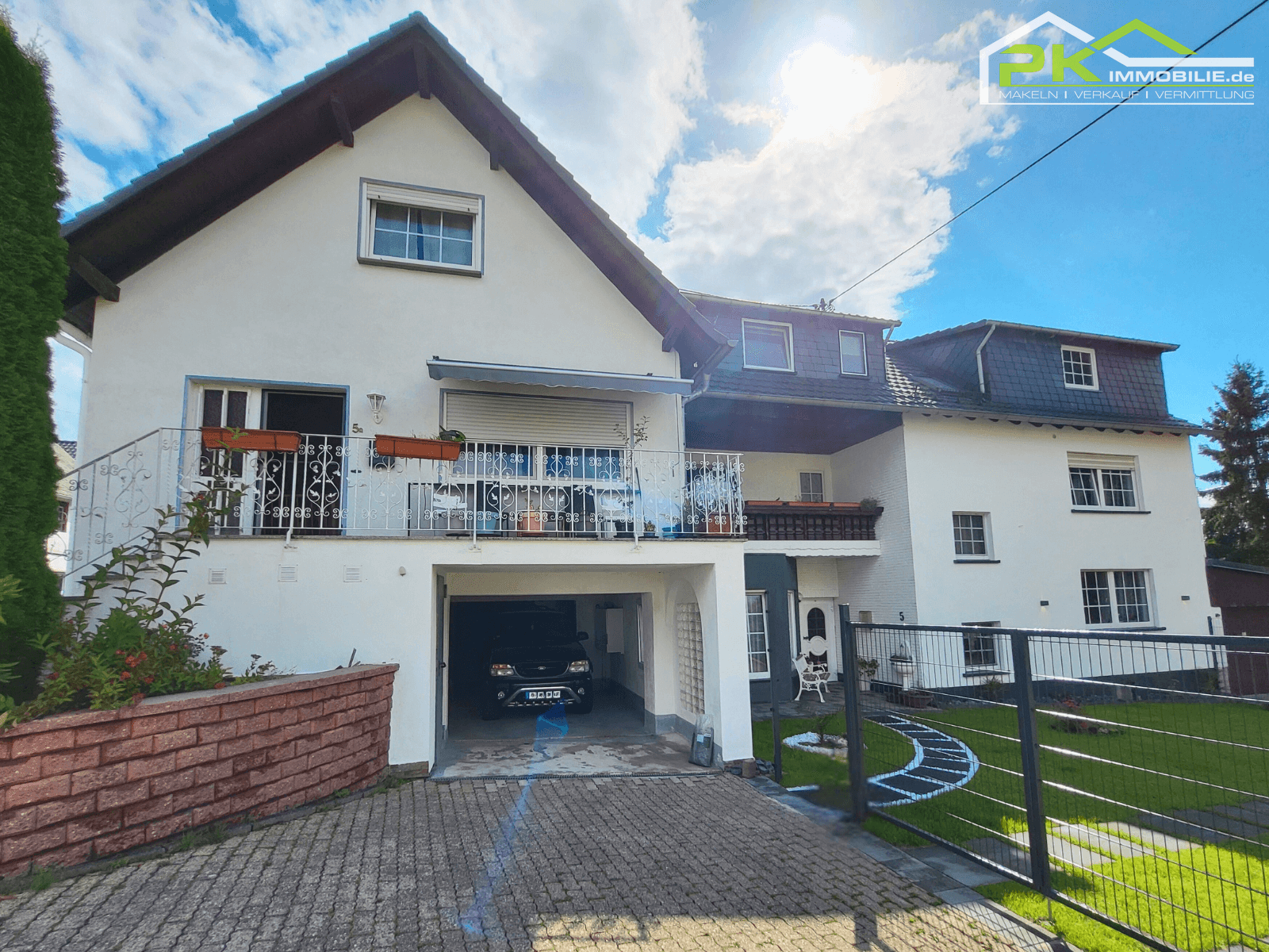 Thumbnail-Haus zum Kaufen in Rodenbach bei Puderbach 399.000,00 € 425.07 m²