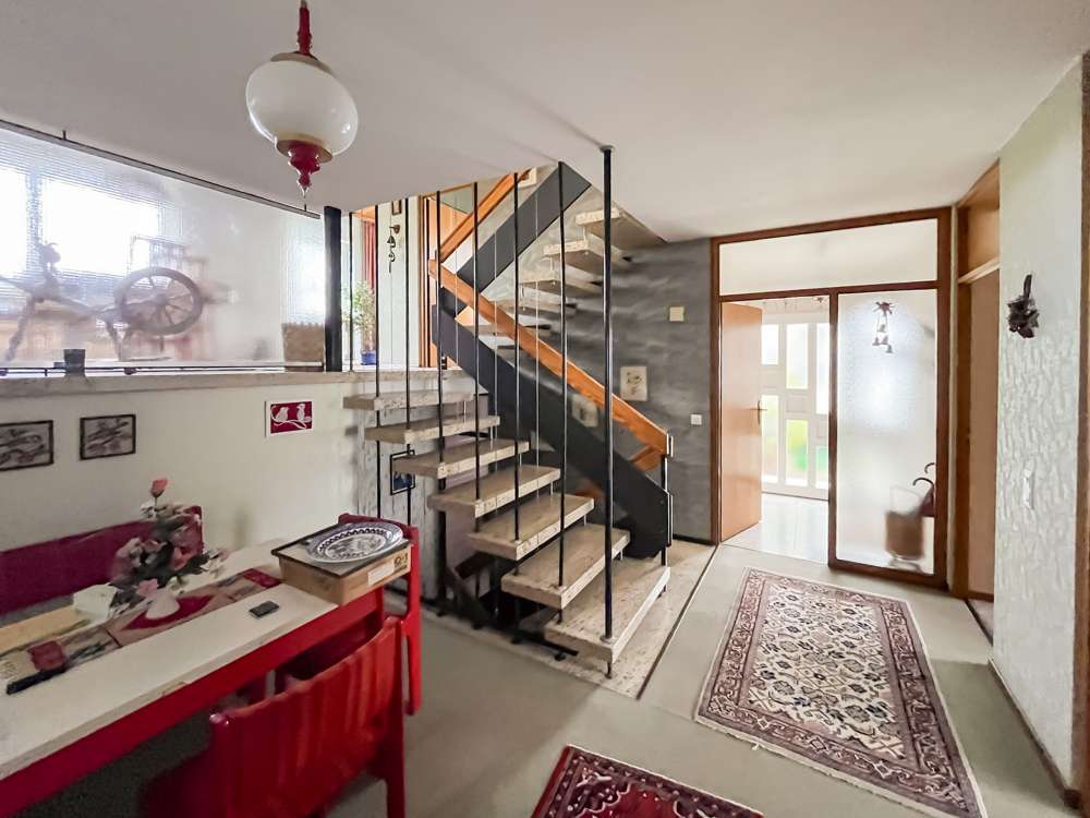 Thumbnail-Haus zum Kaufen in Wiesbaden 625.000,00 € 175 m²