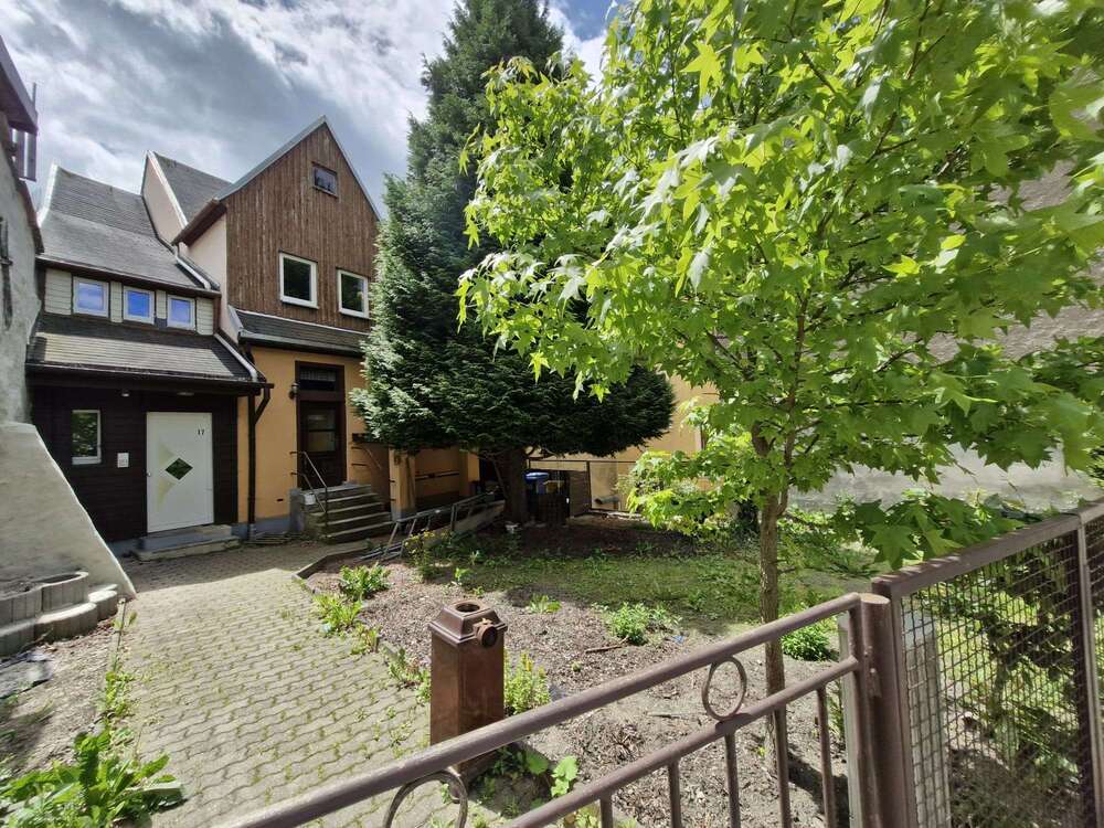 Thumbnail-Wohnung zum Mieten in Annaberg Buchholz 980,00 € 160 m²