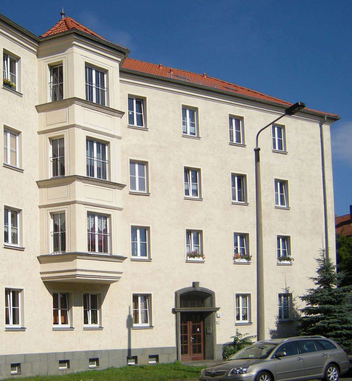 Thumbnail-Wohnung zum Mieten in Leipzig 746,26 € 105.19 m²