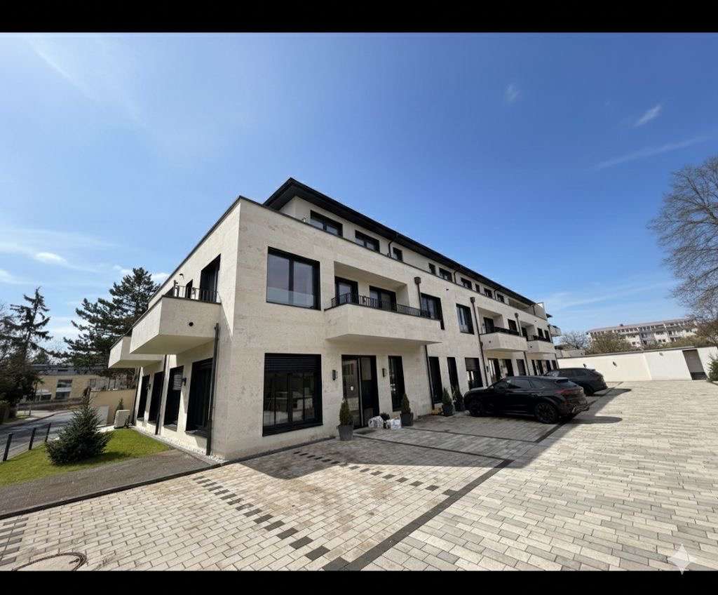 Thumbnail-Wohnung zum Mieten in Heusenstamm 2.026,98 € 112.61 m²