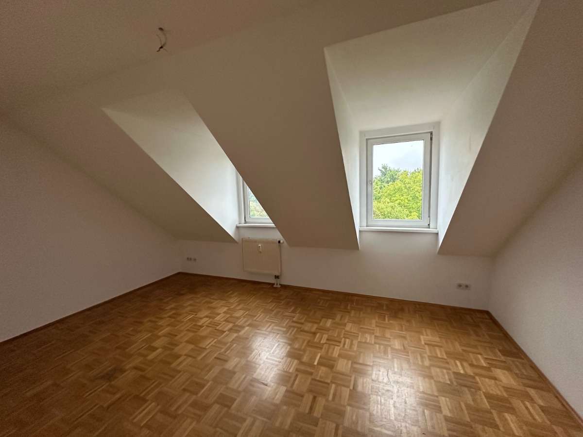 Thumbnail-Wohnung zum Mieten in Dresden 385,00 € 42.2 m²
