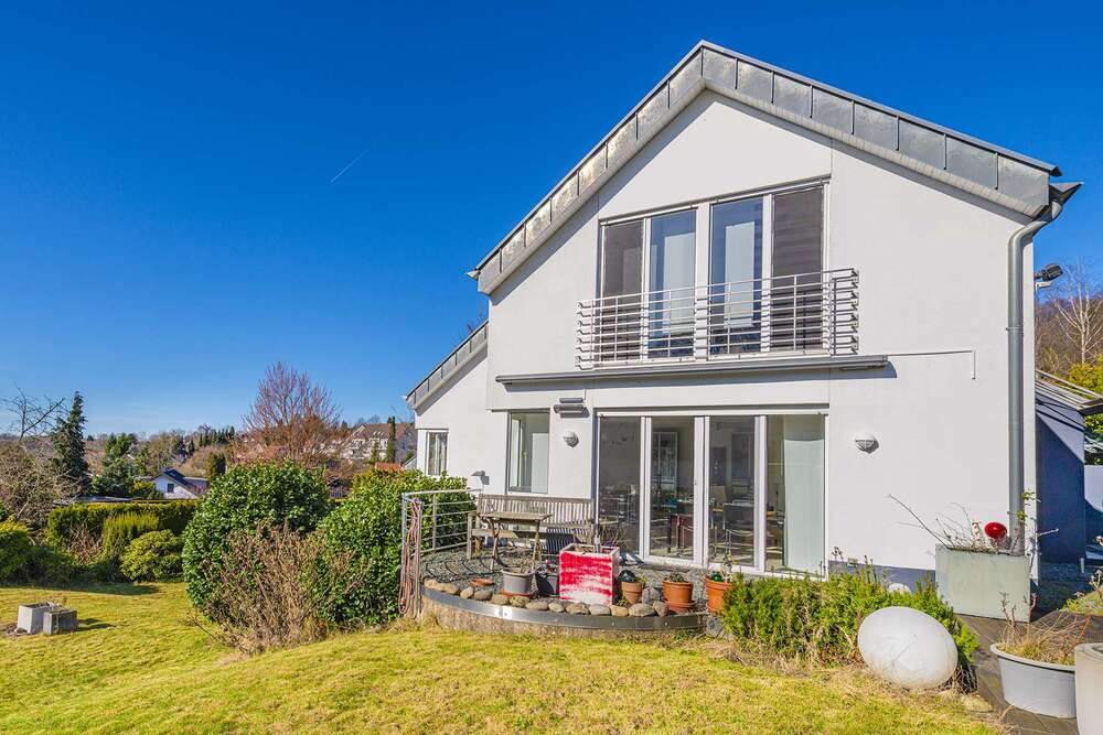 Thumbnail-Haus zum Kaufen in Leichlingen 790.000,00 € 262 m²