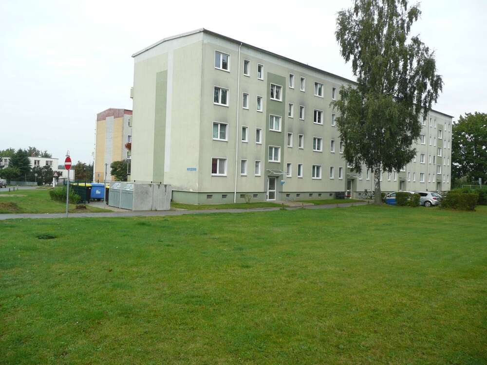 Thumbnail-Wohnung zum Mieten in Warin 357,00 € 58.37 m²