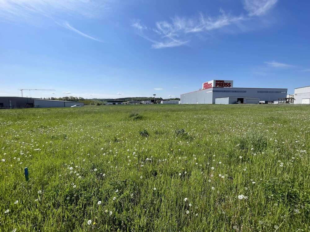 Thumbnail-Grundstück in Roth 222.000,00 € 3463 m²