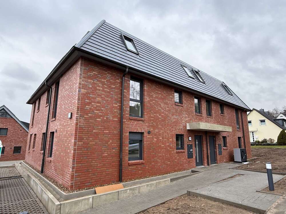 Thumbnail-Wohnung zum Mieten in Buxtehude 1.725,00 € 106.1 m²