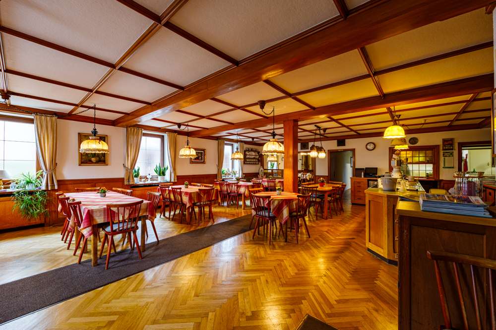 Thumbnail-Haus zum Kaufen in Emmendingen 1.050.000,00 € 650 m²