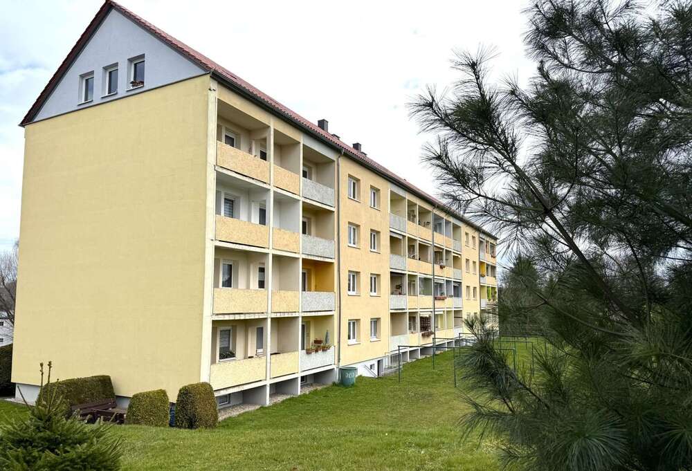 Thumbnail-Wohnung zum Kaufen in Werdau 30.000,00 € 50.82 m²
