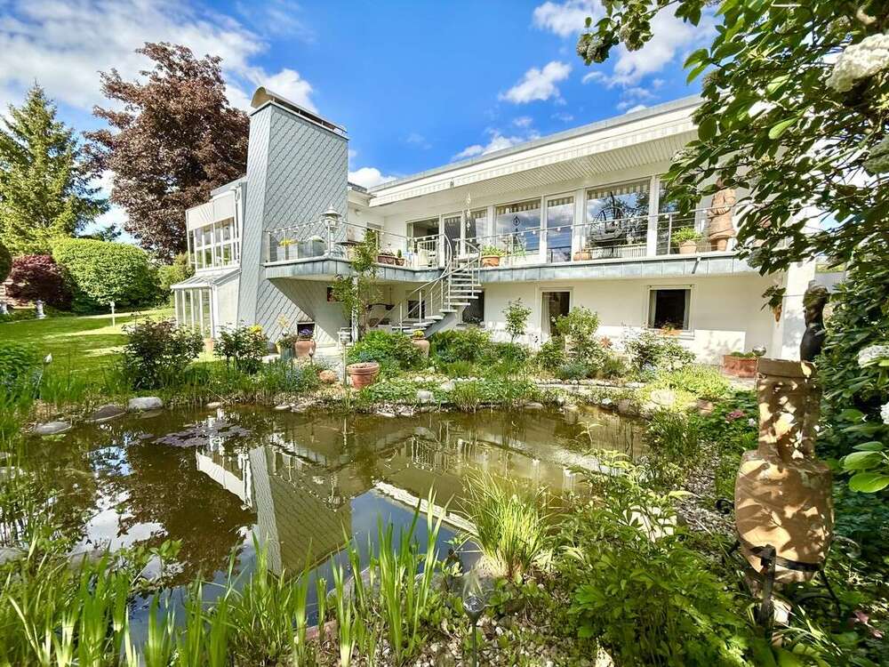 Thumbnail-Haus zum Kaufen in Zeitlarn 1.375.000,00 € 340 m²