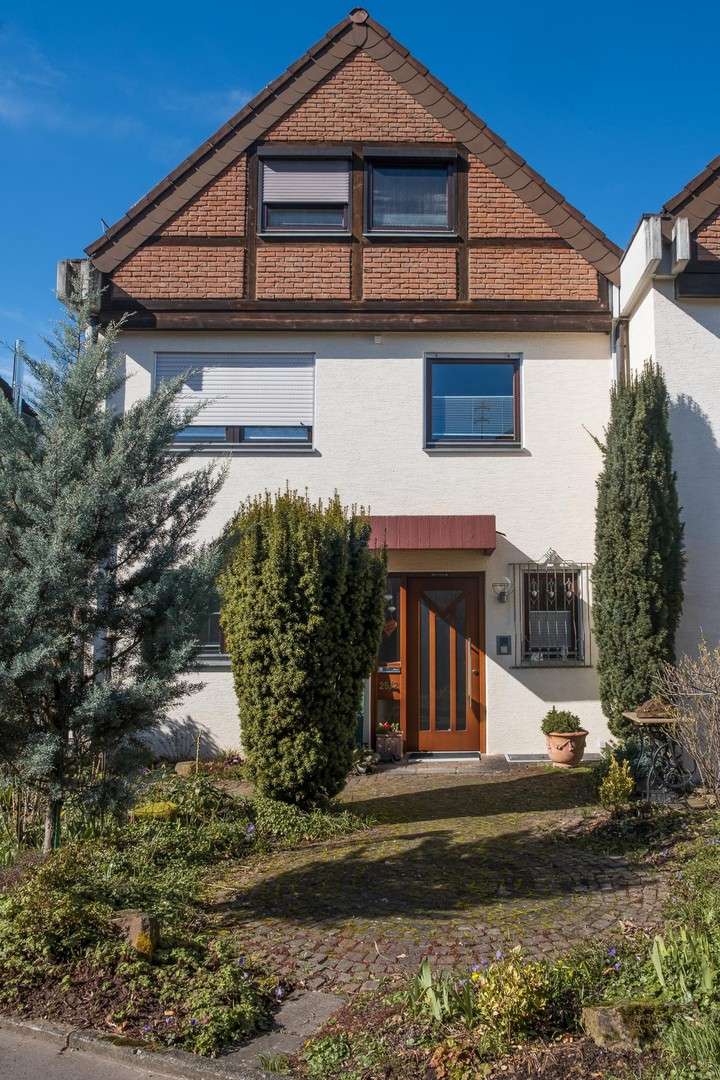 Thumbnail-Haus zum Kaufen in Weil im Schönbuch 618.000,00 € 131 m²