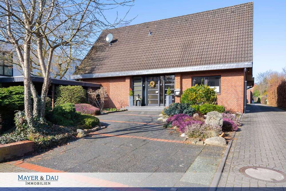 Thumbnail-Haus zum Mieten in Rastede 1.600,00 € 194.87 m²