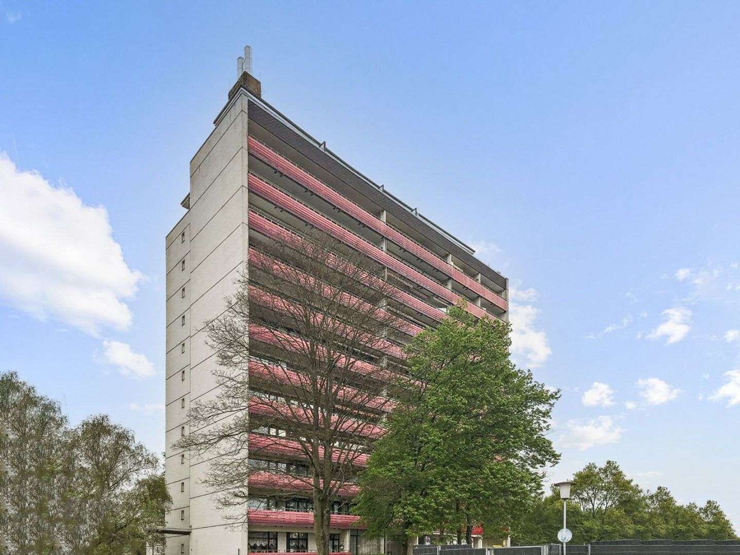 Thumbnail-Wohnung zum Kaufen in Sankt Augustin 99.000,00 € 66 m²