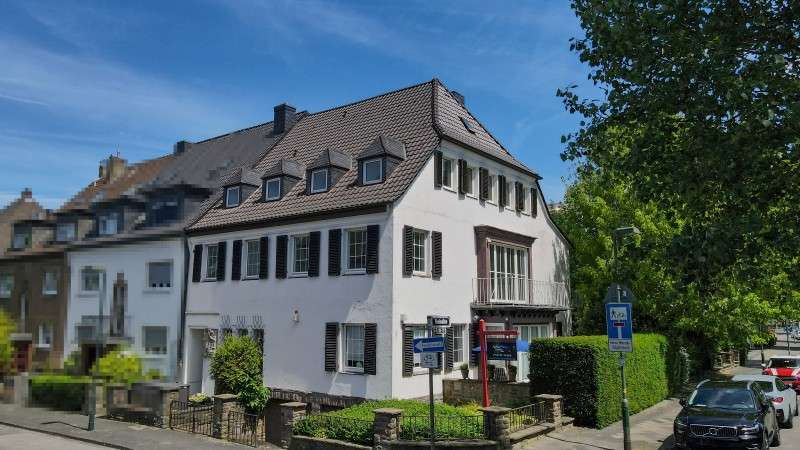 Thumbnail-Haus zum Kaufen in Düsseldorf 2.790.000,00 € 378 m²