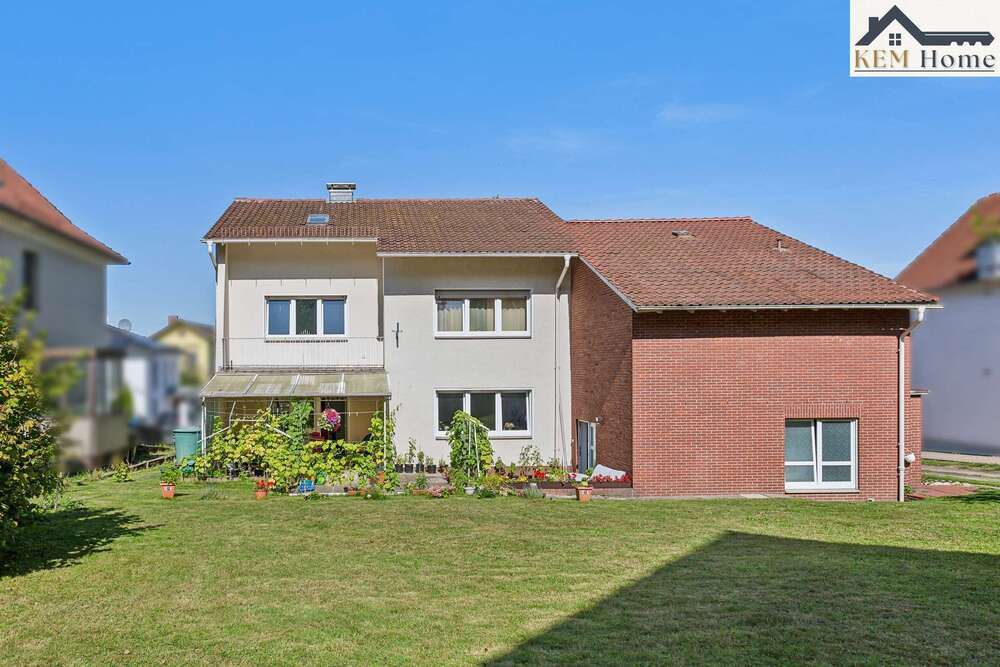 Thumbnail-Haus zum Kaufen in Bad Oeynhausen 365.000,00 € 324 m²