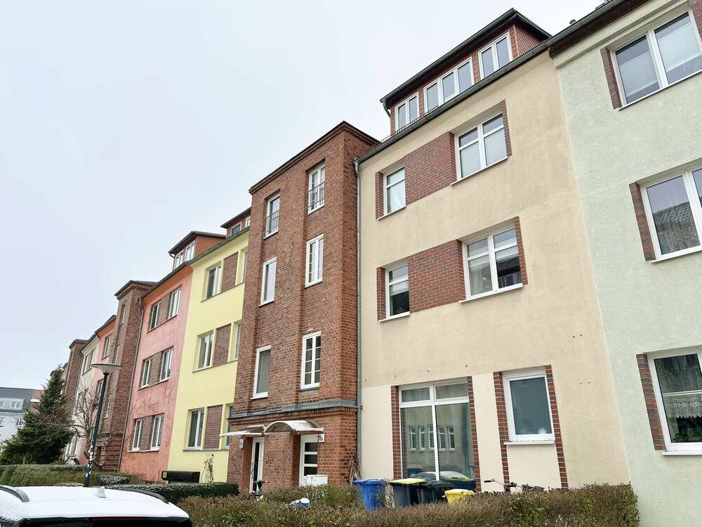 Thumbnail-Wohnung zum Kaufen in Rostock 214.400,00 € 67 m²