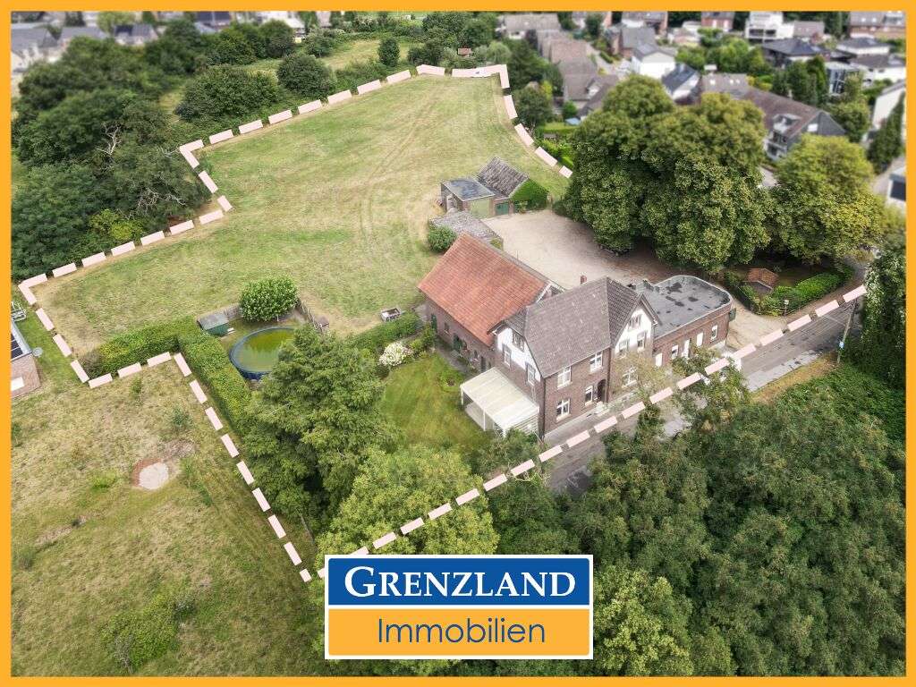 Thumbnail-Haus zum Kaufen in Wesel Fusternberg 975.000,00 € 257.87 m²