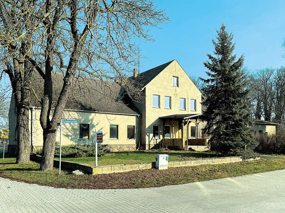 Thumbnail-Haus zum Kaufen in Beeskow 95.000,00 € 1135 m²