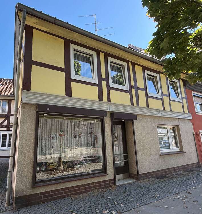 Thumbnail-Haus zum Kaufen in Schöningen 29.000,00 € 139 m²