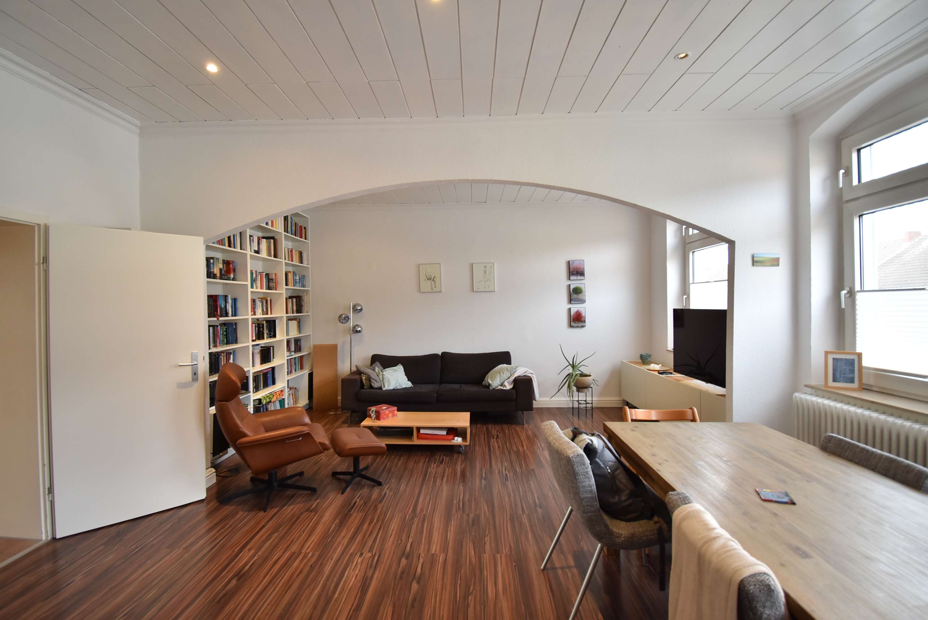 Thumbnail-Wohnung zum Mieten in Düsseldorf 1.650,00 € 97.87 m²