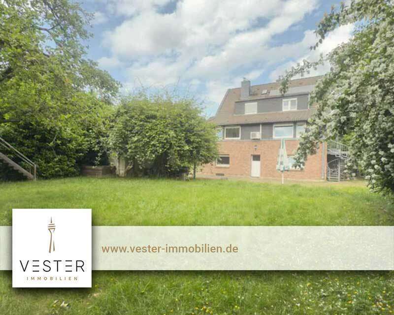 Thumbnail-Haus zum Kaufen in Düsseldorf 839.000,00 € 226 m²