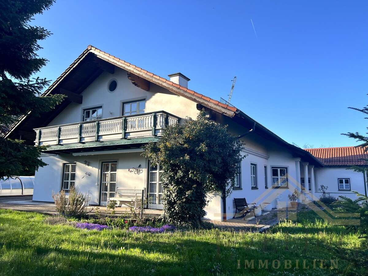 Thumbnail-Haus zum Kaufen in Obertaufkirchen 1.197.000,00 € 368 m²