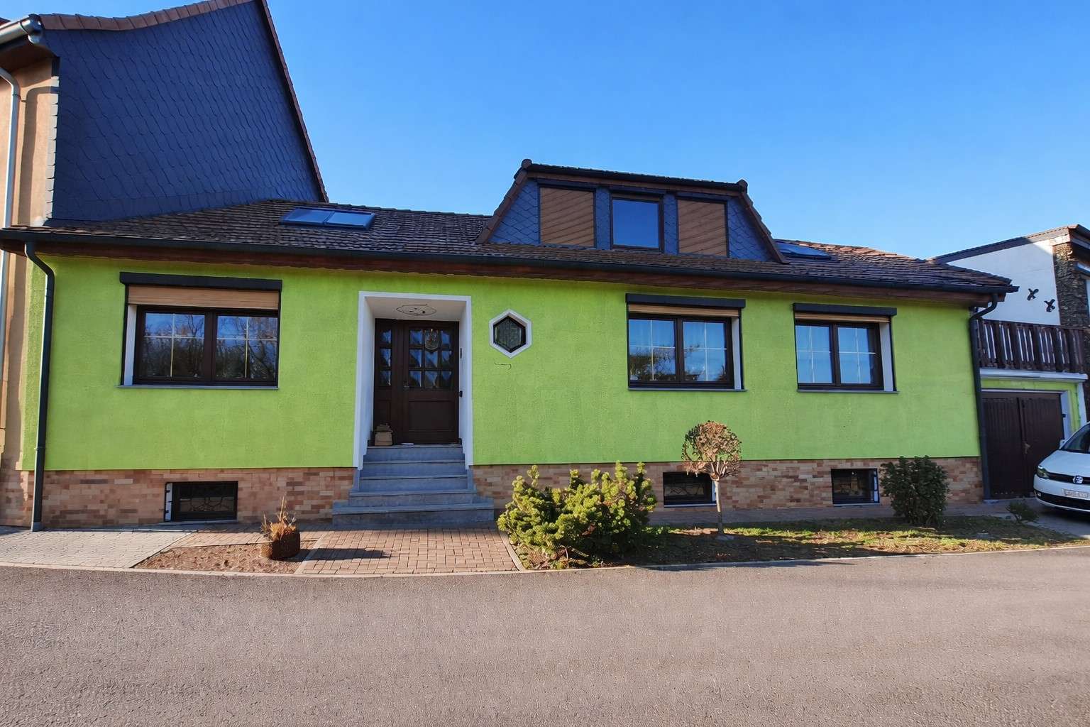 Thumbnail-Haus zum Kaufen in Nienburg (Saale) 265.000,00 € 180 m²