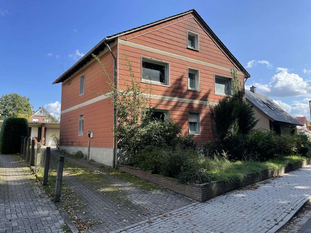 Thumbnail-Haus zum Kaufen in Wallenhorst 250.000,00 € 218 m²