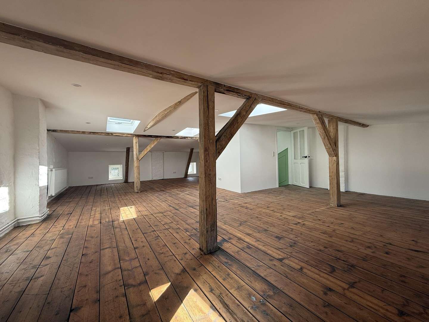Thumbnail-Wohnung zum Mieten in Lübeck 1.377,00 € 54 m²