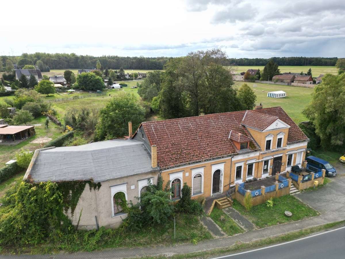 Thumbnail-Haus zum Kaufen in Nuthe-Urstromtal Jänickendorf 360.000,00 € 288 m²