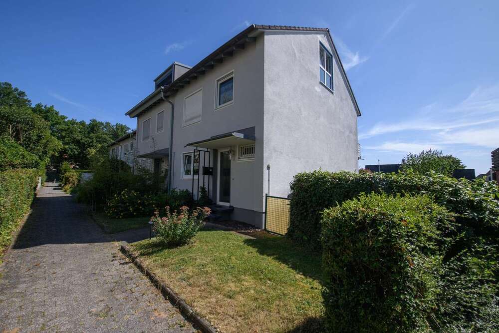 Thumbnail-Haus zum Kaufen in Wiesbaden 675.000,00 € 95 m²