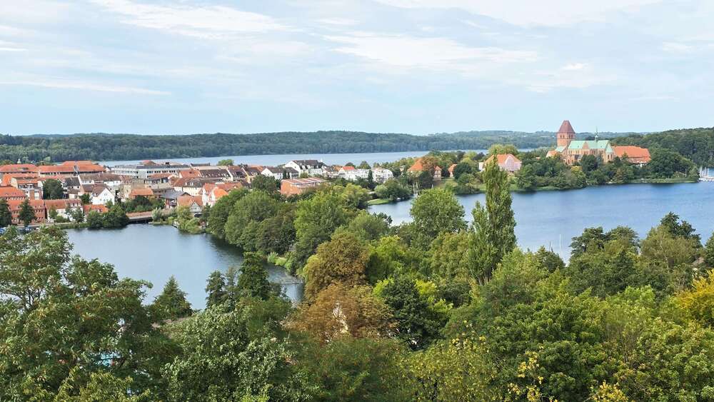 Thumbnail-Wohnung zum Kaufen in Ratzeburg 150.000,00 € 54 m²