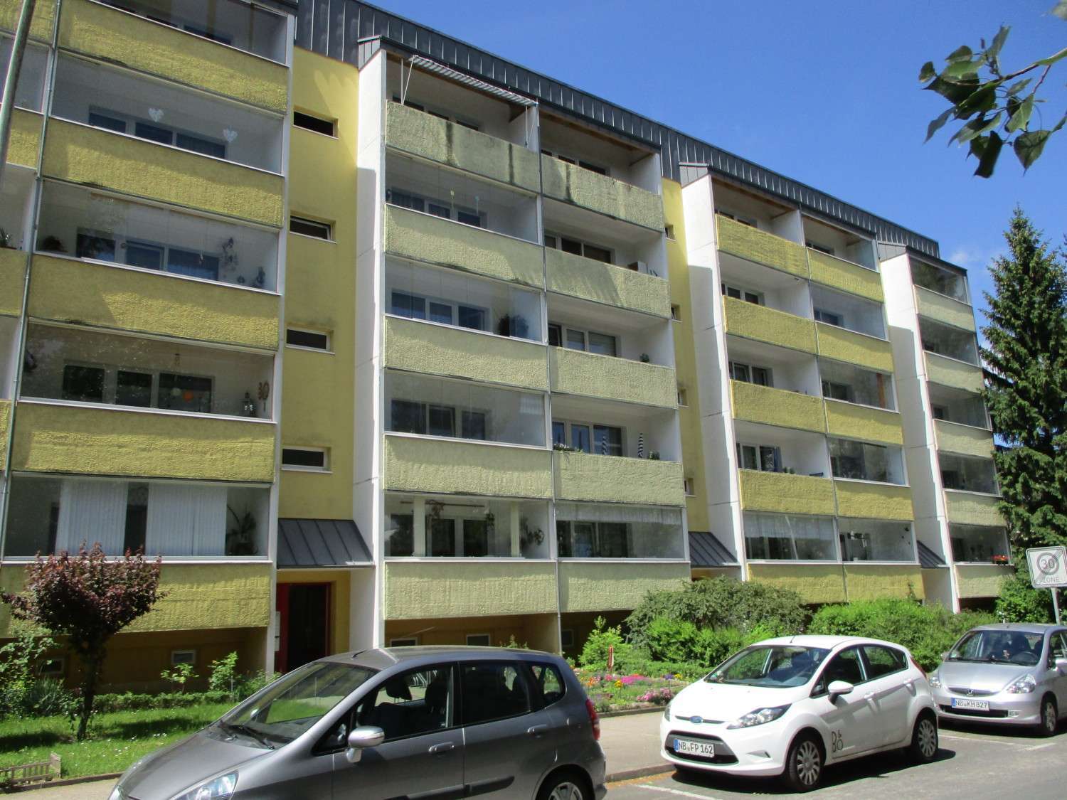 Thumbnail-Wohnung zum Mieten in Neubrandenburg 305,00 € 61.4 m²
