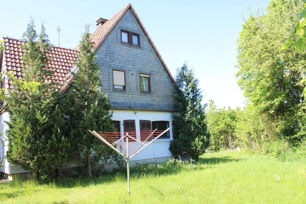 Thumbnail-Haus zum Kaufen in Medebach 110.000,00 € 166 m²