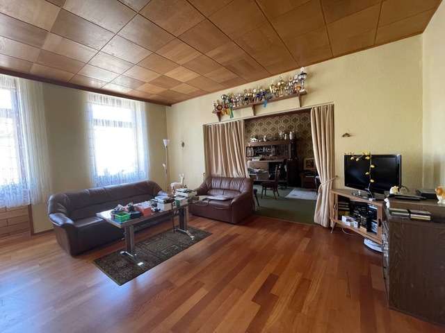 Thumbnail-Haus zum Kaufen in Neustadt-Diedesfeld 297.000,00 € 210 m²