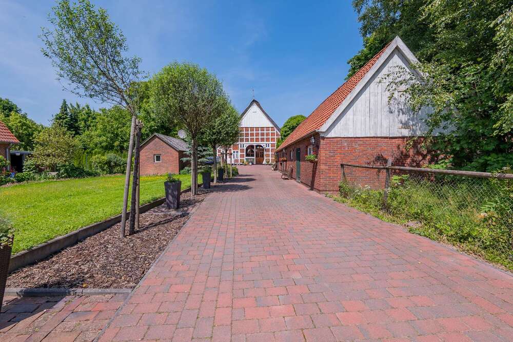 Thumbnail-Haus zum Kaufen in Drochtersen 439.000,00 € 156.2 m²