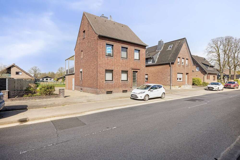 Thumbnail-Haus zum Kaufen in Gangelt Niederbusch 249.000,00 € 143.51 m²