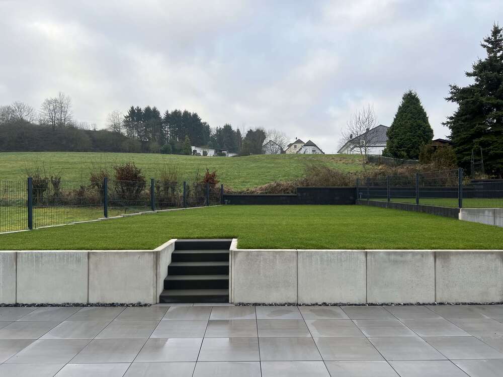 Thumbnail-Haus zum Mieten in Eitorf 1.600,00 € 143.17 m²