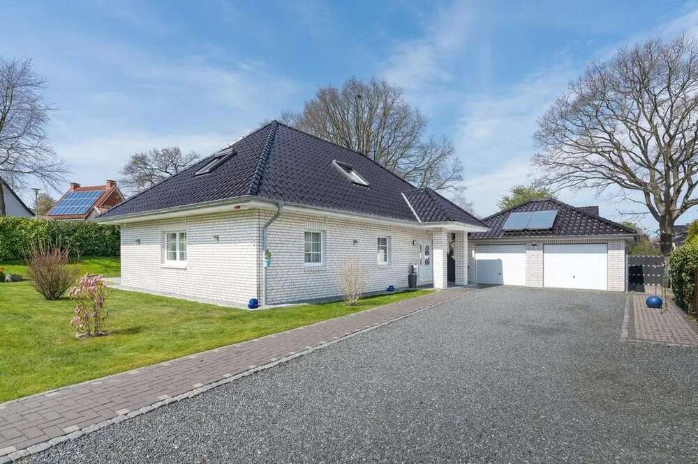 Thumbnail-Haus zum Kaufen in Neustadt in Holstein 1.150.000,00 € 238 m²