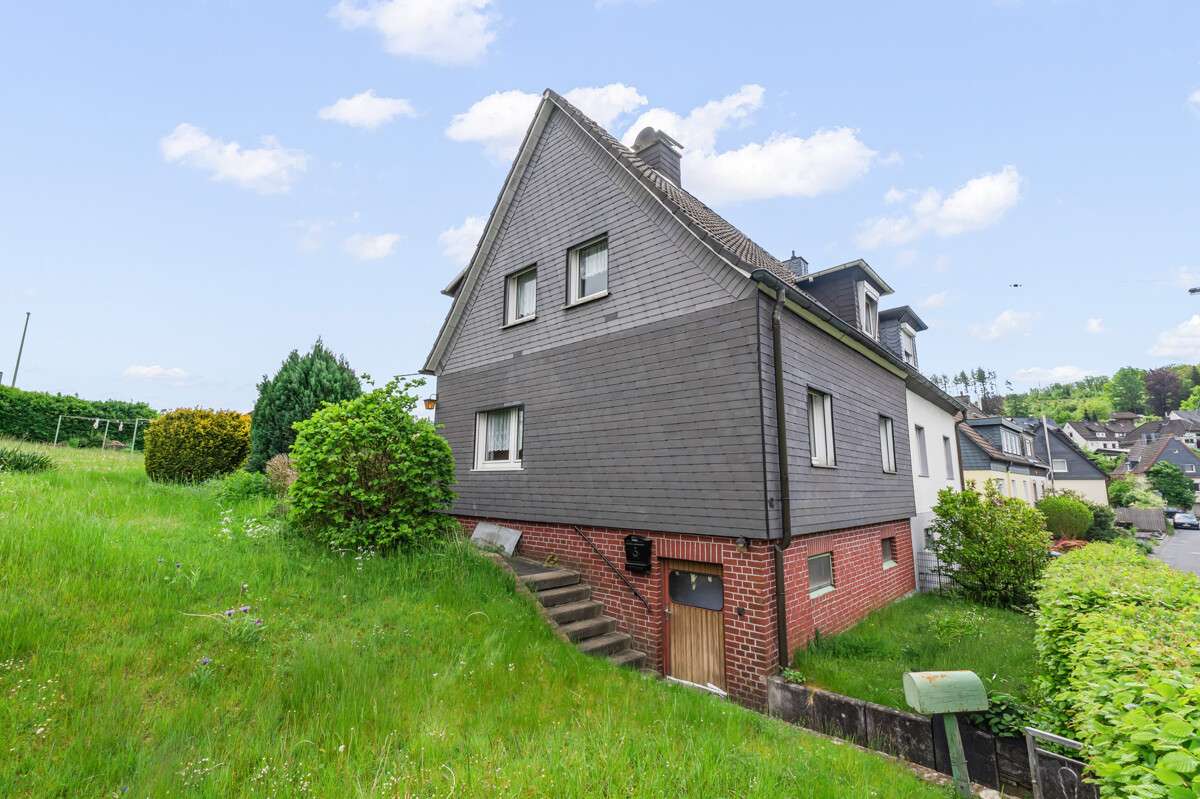 Thumbnail-Haus zum Kaufen in Siegen 219.500,00 € 110 m²