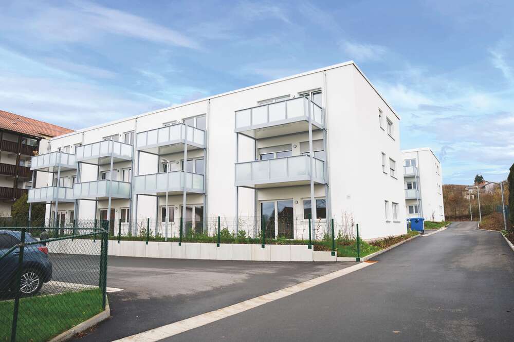 Thumbnail-Wohnung zum Mieten in Neustadt an der Waldnaab 570,00 € 63.99 m²