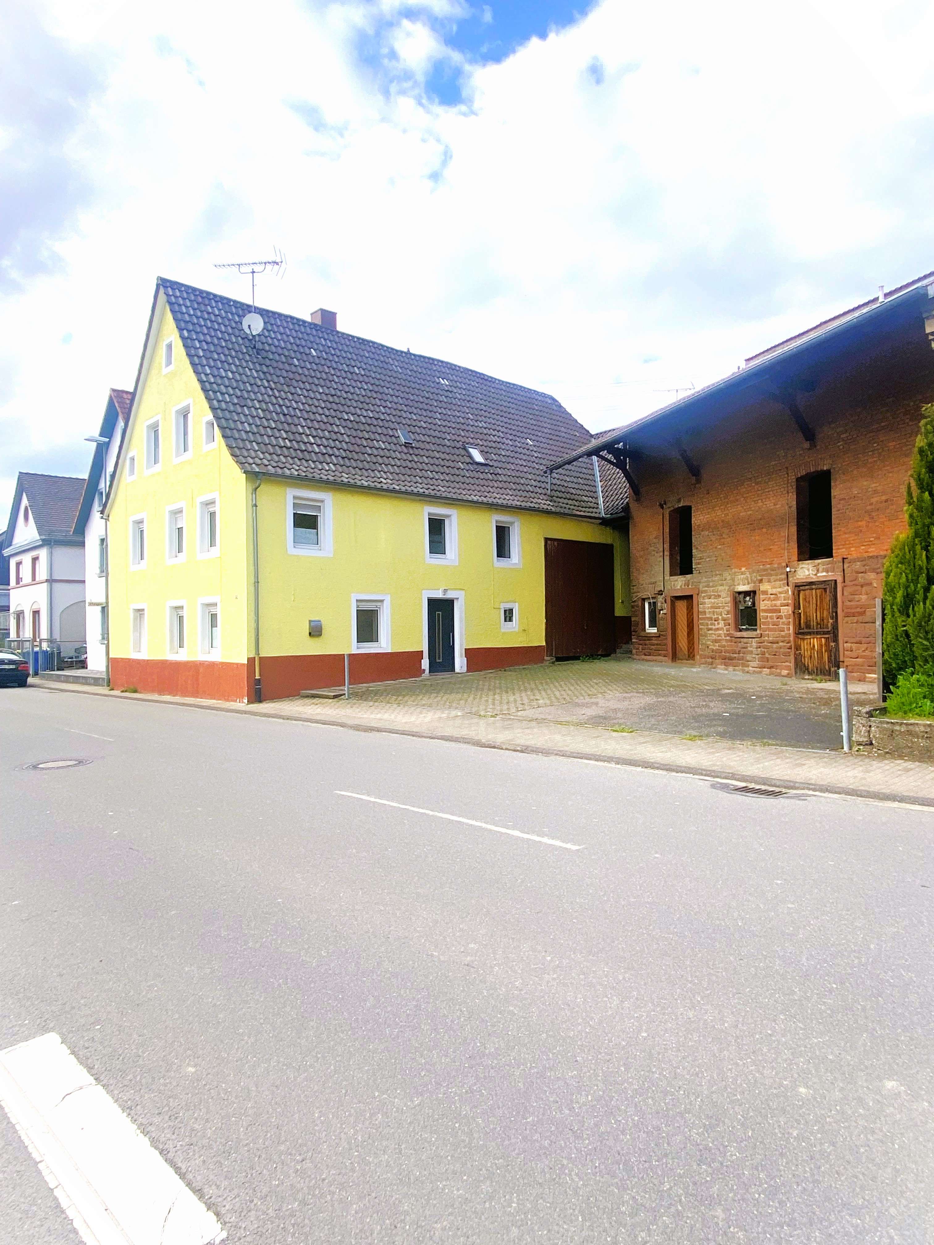 Thumbnail-Haus zum Kaufen in Aglasterhausen 190.000,00 € 104 m²