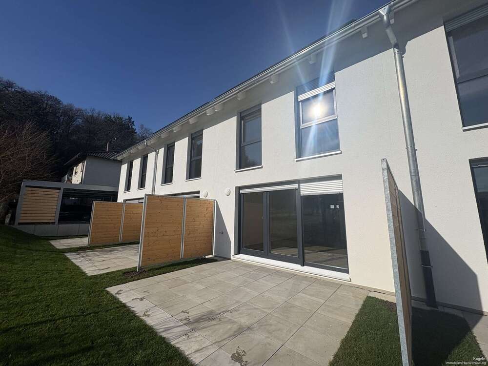 Thumbnail-Haus zum Mieten in Eisingen 1.500,00 € 120.04 m²