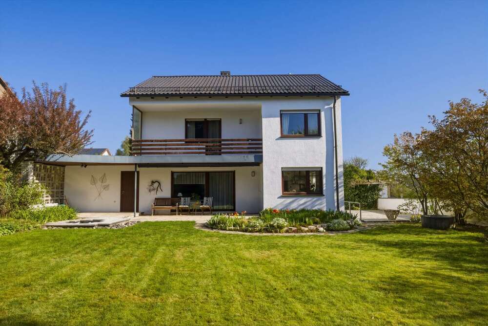 Thumbnail-Haus zum Kaufen in Neusäß 980.000,00 € 128 m²