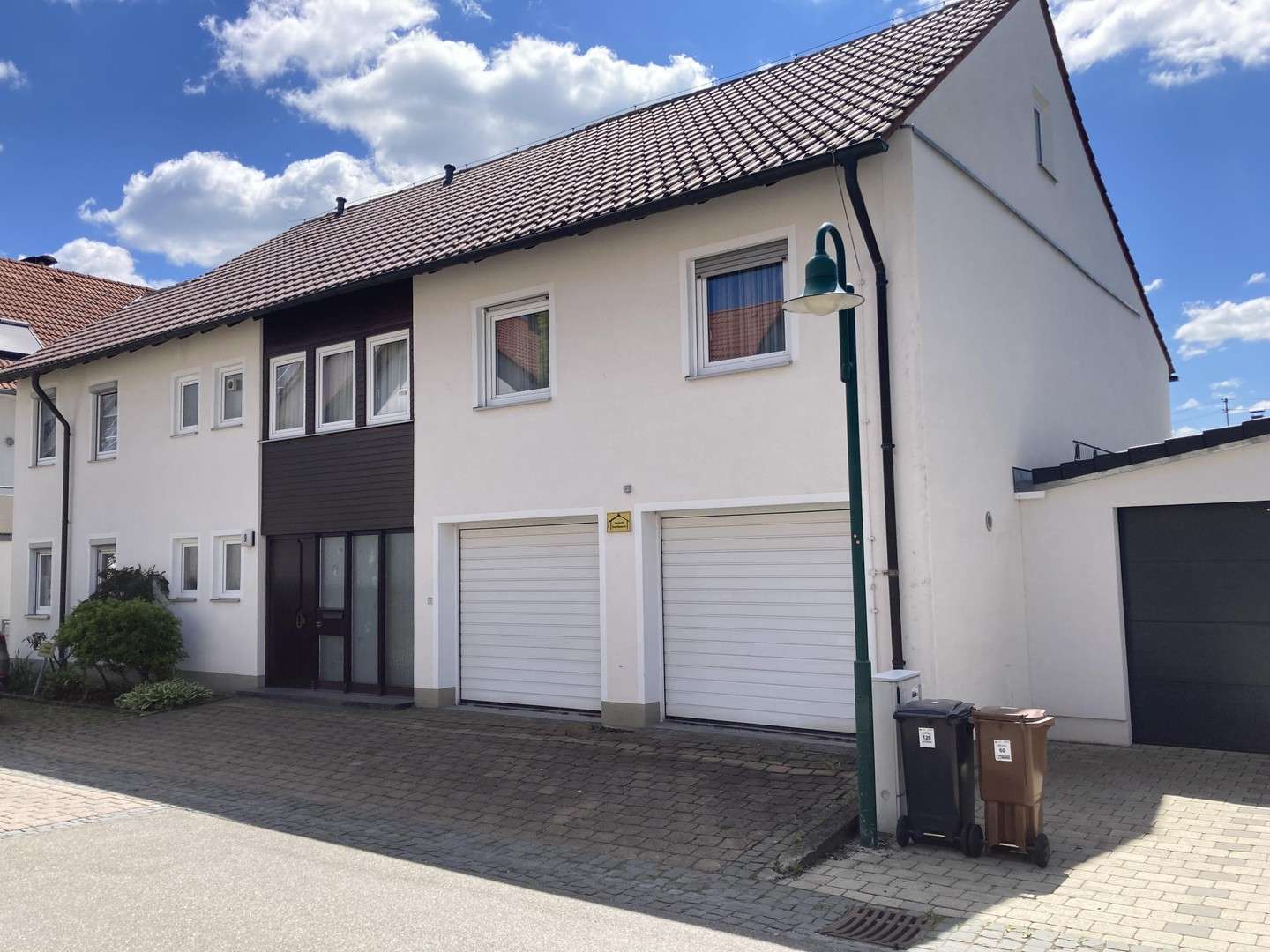 Thumbnail-Haus zum Kaufen in Erkenbrechtsweiler 447.000,00 € 195.35 m²