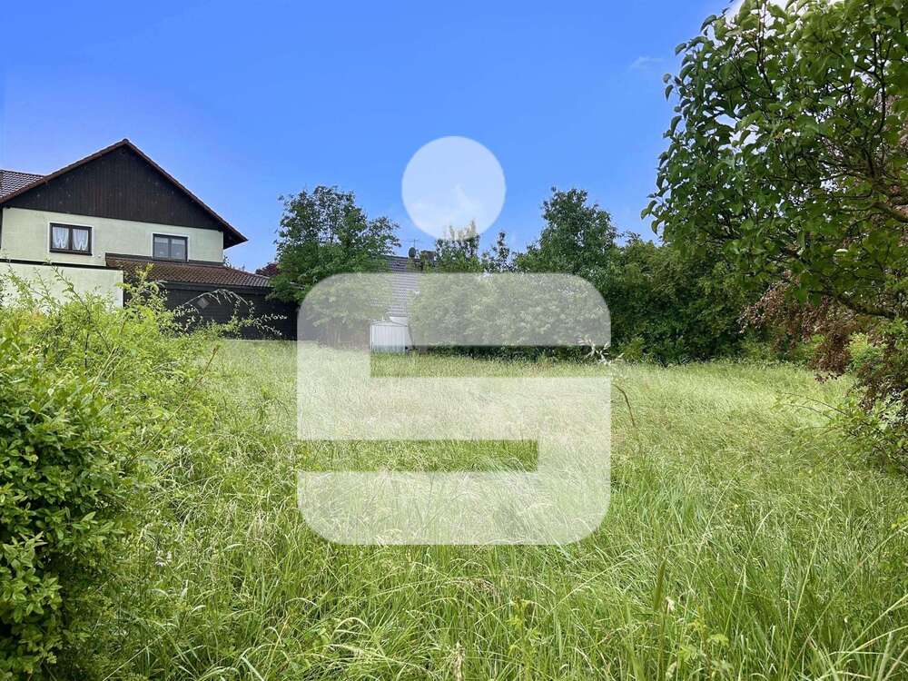 Thumbnail-Grundstück zu verkaufen in Effeltrich 270.000,00 € 916 m²