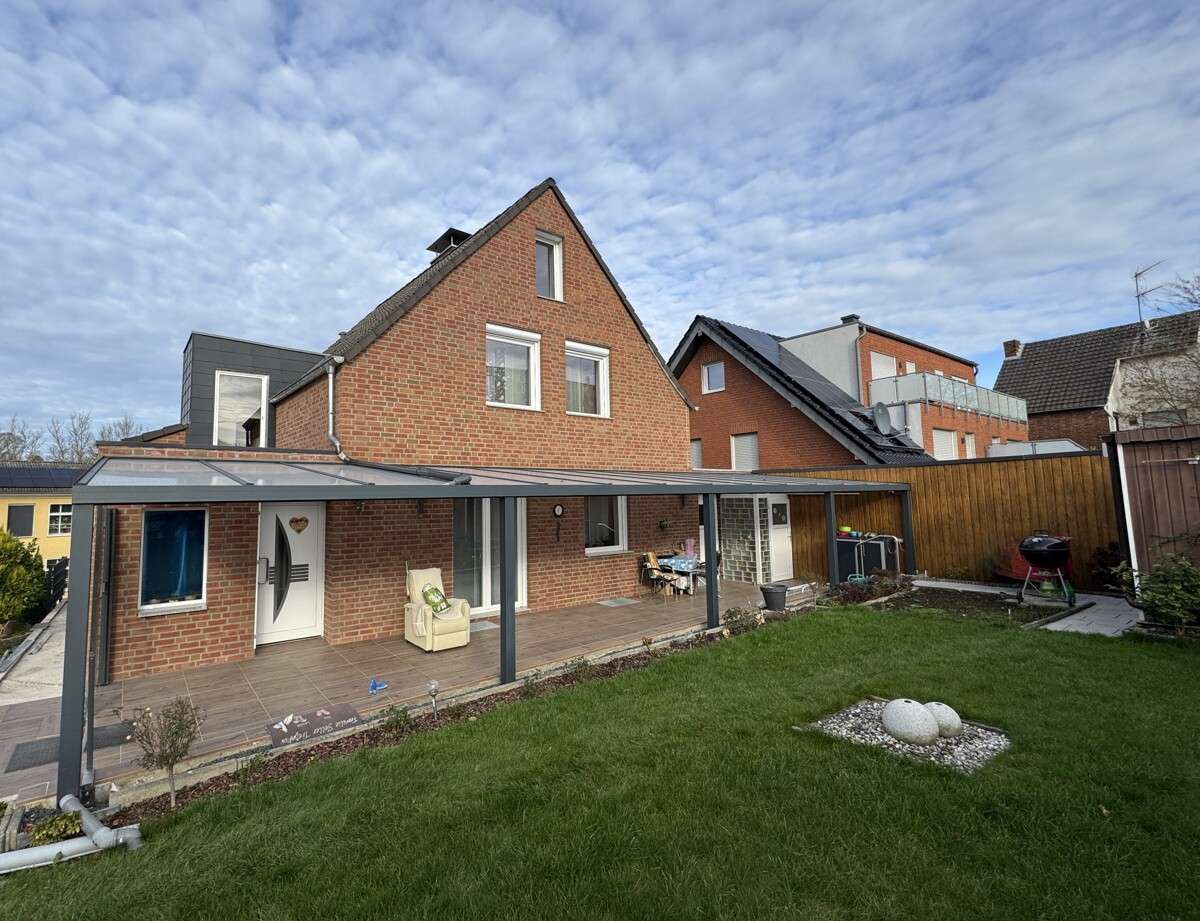 Thumbnail-Haus zum Kaufen in Hückelhoven Baal 330.000,00 € 102 m²