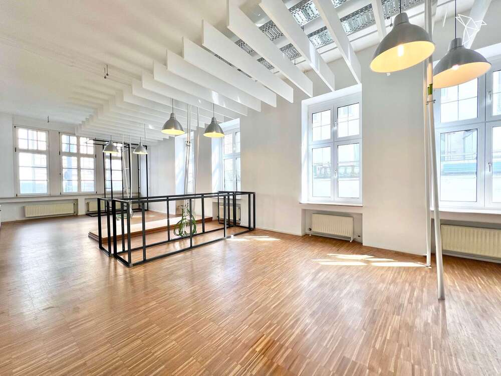 Thumbnail-Büro in Frankfurt am Main 4.340,00 € 310 m²