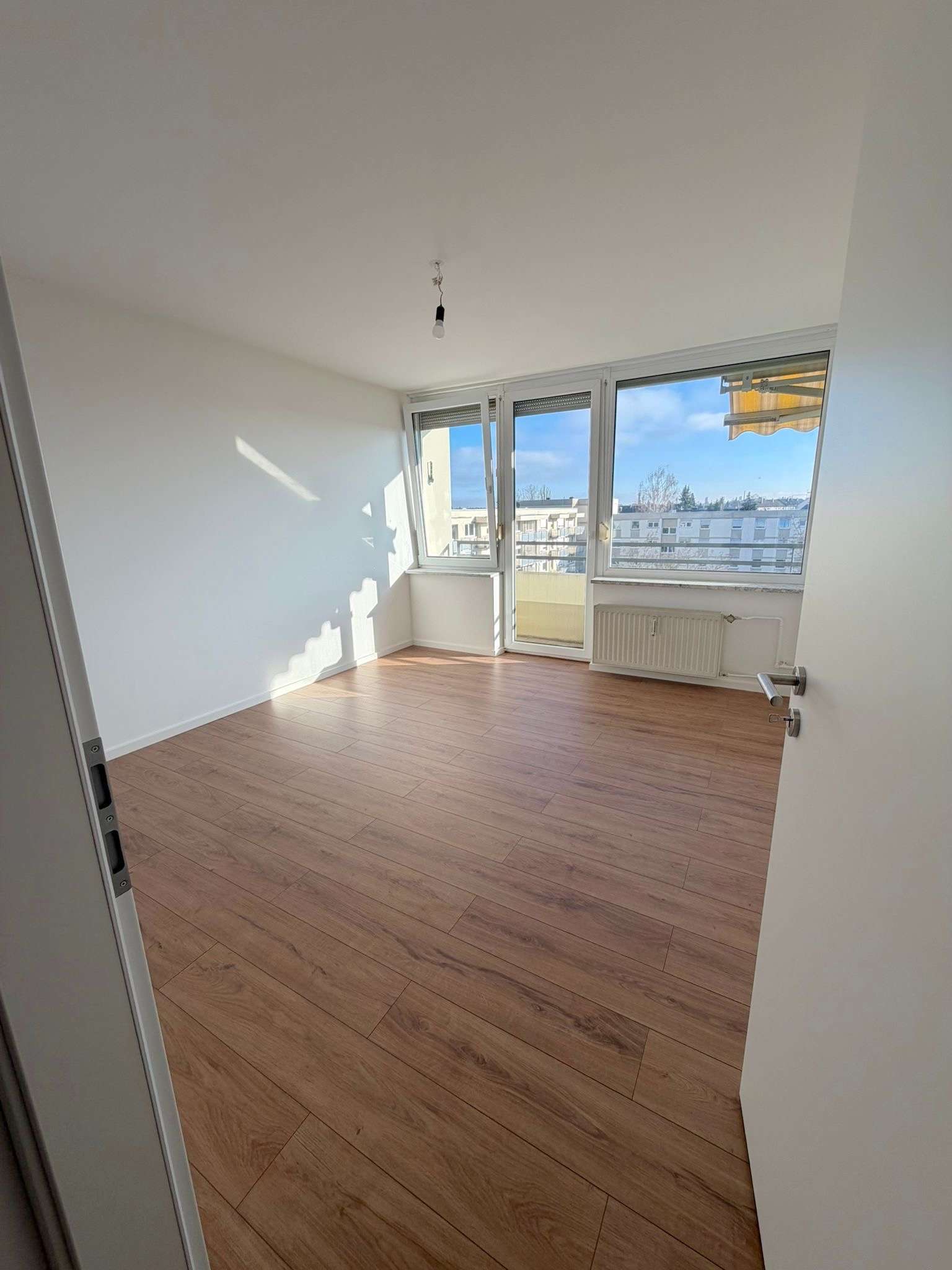 Thumbnail-Wohnung zum Kaufen in Augsburg 248.000,00 € 57.54 m²