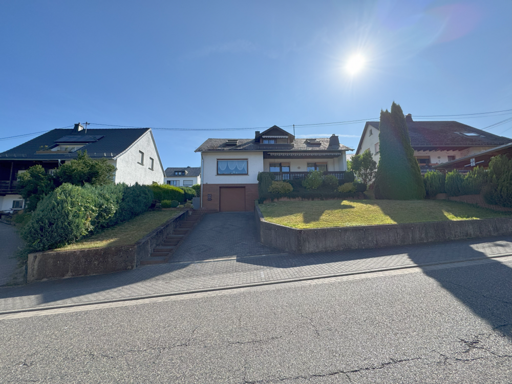 Thumbnail-Haus zum Kaufen in Kleinmaischeid 329.000,00 € 200 m²